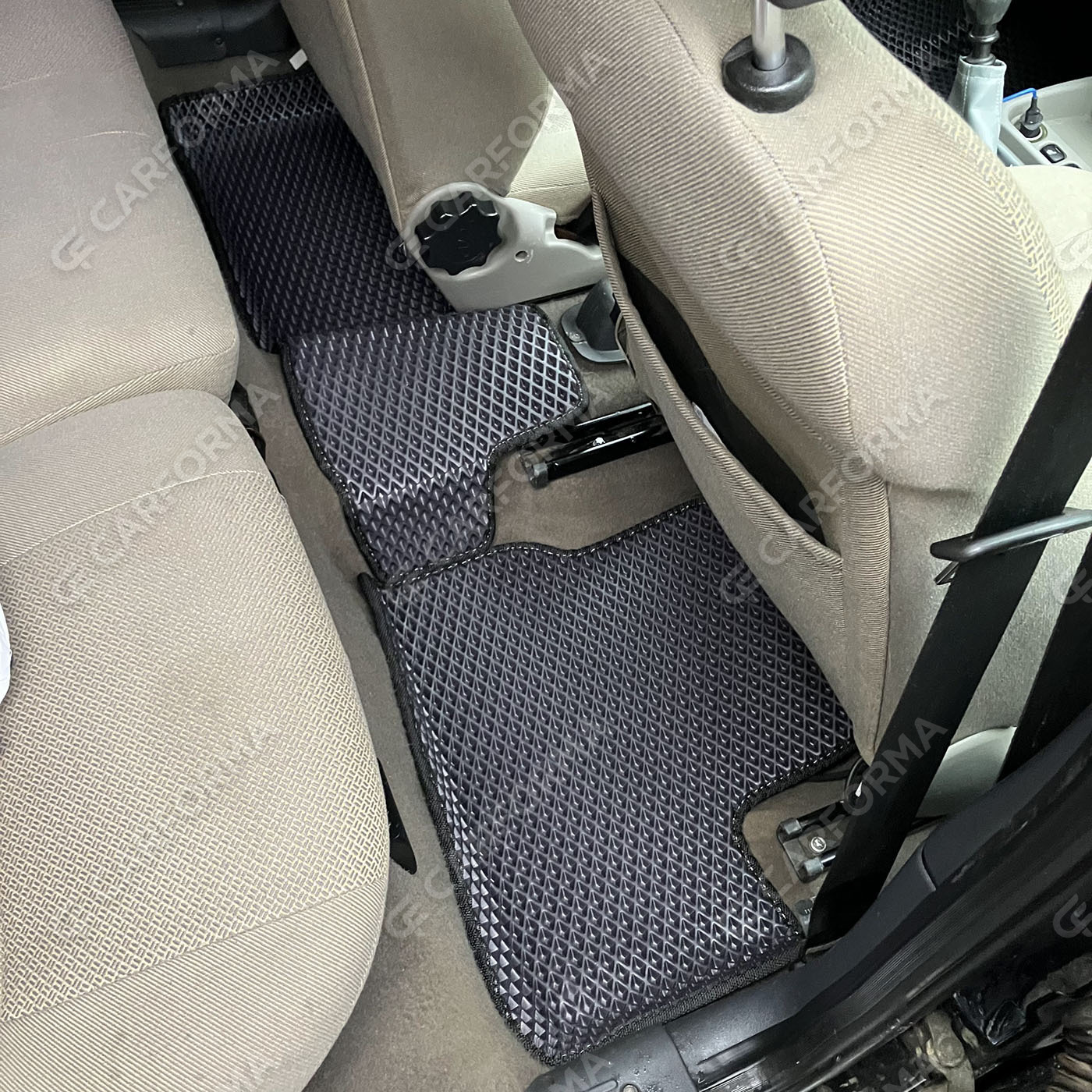 Коврики на Lada (ВАЗ) Kalina 2004&nbsp;-&nbsp;2018 в Санкт-Петербурге