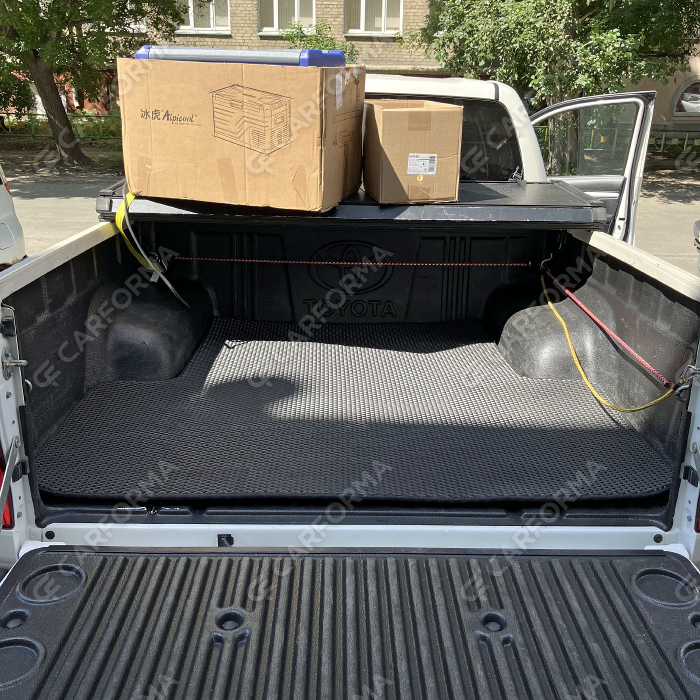 Ворсовые коврики на Toyota Hilux VII 2008&nbsp;-&nbsp;2015 в Санкт-Петербурге