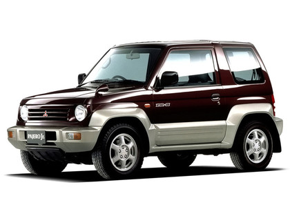 Коврики на Mitsubishi Pajero Junior 1995 - 1998 в Санкт-Петербурге