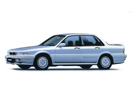 Ворсовые коврики на Mitsubishi Galant VI 1987 - 1993 в Санкт-Петербурге