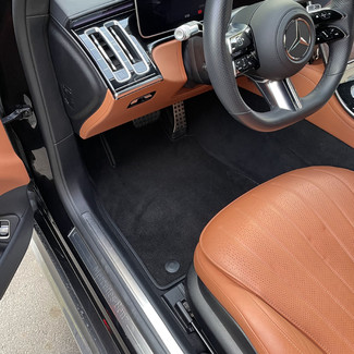 Ворсовые коврики на Mercedes S (W223, V223) 2020 - 2025 в Санкт-Петербурге