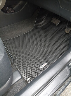 Коврики на Toyota Corolla Fielder (E14) 2006&nbsp;-&nbsp;2012 в Санкт-Петербурге