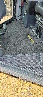 Коврики на Спецтехника Бульдозер Shantui DH24B3 XL  в Санкт-Петербурге