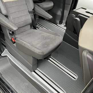 Коврики на Volkswagen Multivan (T7) 2021&nbsp;-&nbsp;2026 в Санкт-Петербурге