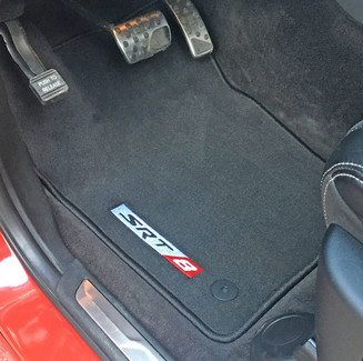 Ворсовые коврики на Jeep Grand Cherokee (WK2) 2010 - 2022 в Санкт-Петербурге