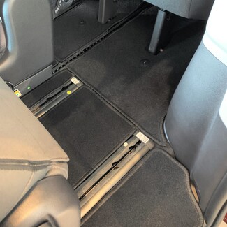 Ворсовые коврики на KIA Carnival IV 8 мест 2020&nbsp;-&nbsp;2025 в Санкт-Петербурге