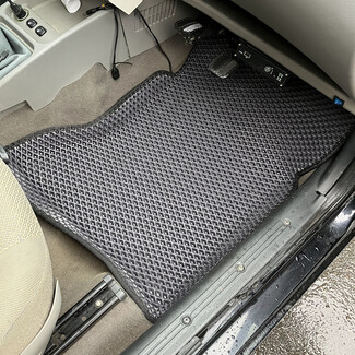 Коврики на Lada (ВАЗ) Kalina 2004&nbsp;-&nbsp;2018 в Санкт-Петербурге