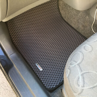 Ворсовые коврики на Toyota Vitz I 1998&nbsp;-&nbsp;2005 в Санкт-Петербурге